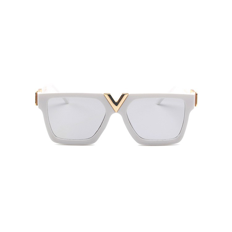 hot selling Woman Sunglasses millionaire designer glasses 6 color optional fashion men eyewear gold V letter frames shades Beach eyeglass Summer sunglasses womens
hot selling Woman Sunglasses millionaire designer glasses 6 color optional fashion men eyewear gold V letter frames shades Beach eyeglass Summer sunglasses womens
