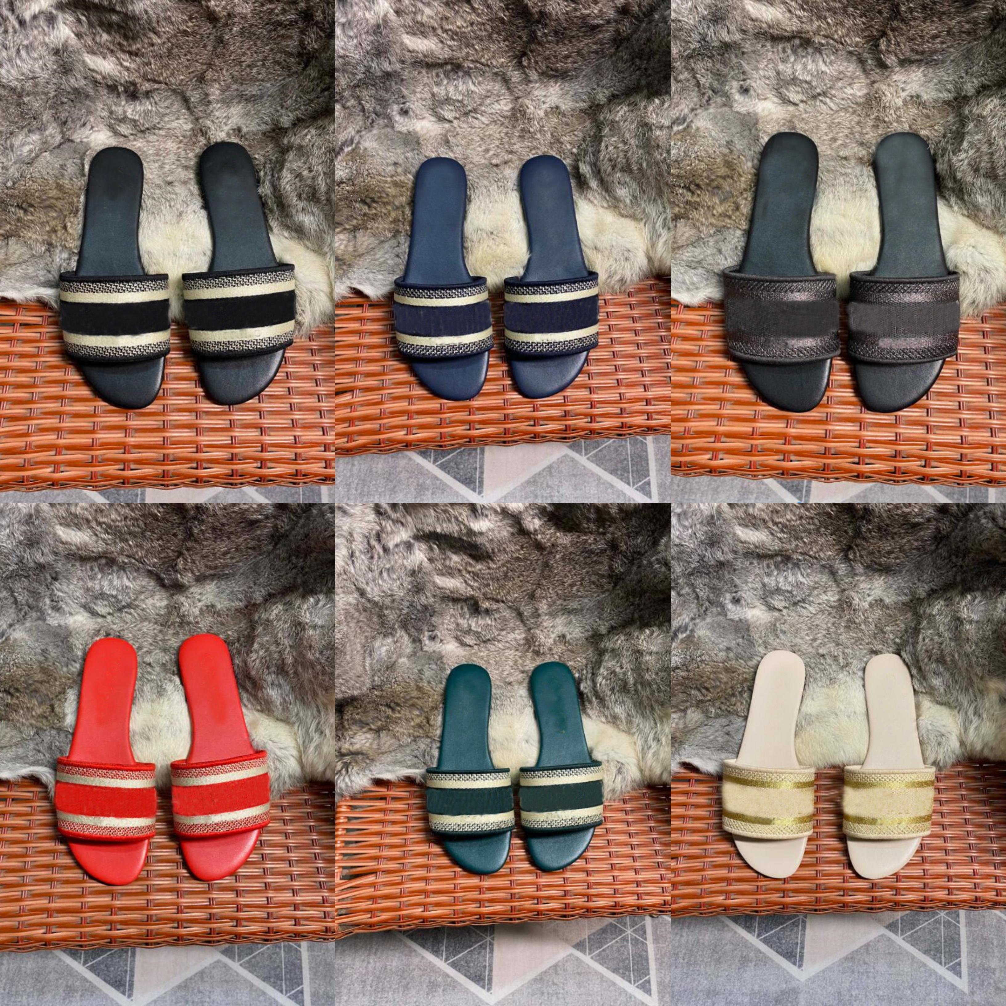2022 Brand Ladies Sandals Designer Print Slippers Summer Outdoor Fashion Luxury Sandals High Quality Flat Beach Shoes 35-42
2022 Brand Ladies Sandals Designer Print Slippers Summer Outdoor Fashion Luxury Sandals High Quality Flat Beach Shoes 35-42