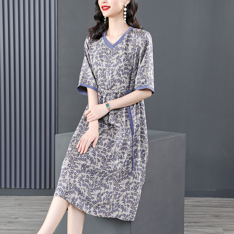 8670# YM New Summer Women Casual Dresses V-neck Half Sleeve Printing & Belt Lacing Up Ladies Loose Fashion Dress M-XXXL, As the picture
8670# YM New Summer Women Casual Dresses V-neck Half Sleeve Printing & Belt Lacing Up Ladies Loose Fashion Dress M-XXXL, As the picture