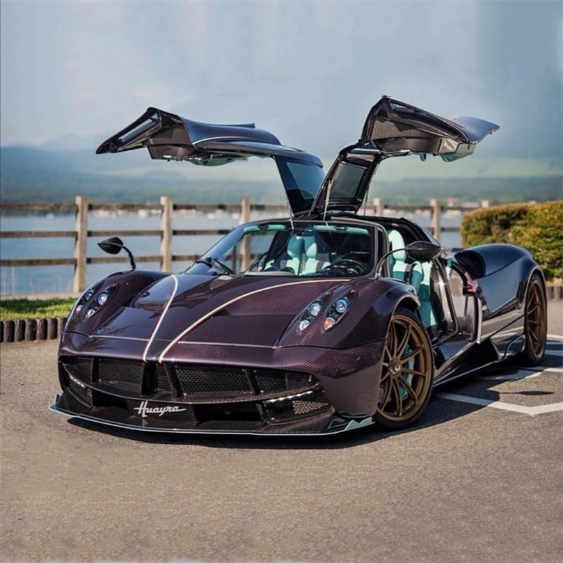 132 Pagani Huayra Dinastia Alloy Racing Car Model Diecasts Metal Toy Sports Car Model High Simulation Sound and Light Kids Gift 220630
132 Pagani Huayra Dinastia Alloy Racing Car Model Diecasts Metal Toy Sports Car Model High Simulation Sound and Light Kids Gift 220630