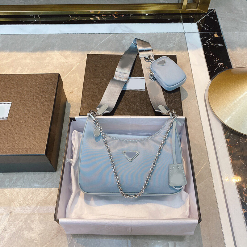 Ladies' designer purses Luxury Handbags Crossbody shoulder bags with a detachable pouch attached 2005 Nylon versatile Chain handle hobo bags for women, Yellow
Ladies' designer purses Luxury Handbags Crossbody shoulder bags with a detachable pouch attached 2005 Nylon versatile Chain handle hobo bags for women, Yellow