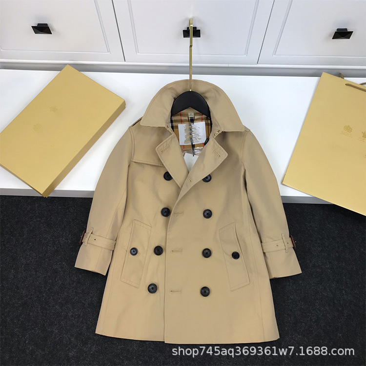 children's letter windbreaker autumn boys girls middle long coat middle big children's double breasted, Red
children's letter windbreaker autumn boys girls middle long coat middle big children's double breasted, Red