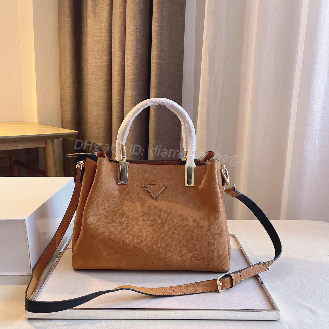 Shoulder bags famous handbag designer clutch fashion bag luxury totes women wallets casual leather shopping tote belts crossbody purses handbags versatile wallet, Brown 30*13*22cm
Shoulder bags famous handbag designer clutch fashion bag luxury totes women wallets casual leather shopping tote belts crossbody purses handbags versatile wallet, Brown 30*13*22cm