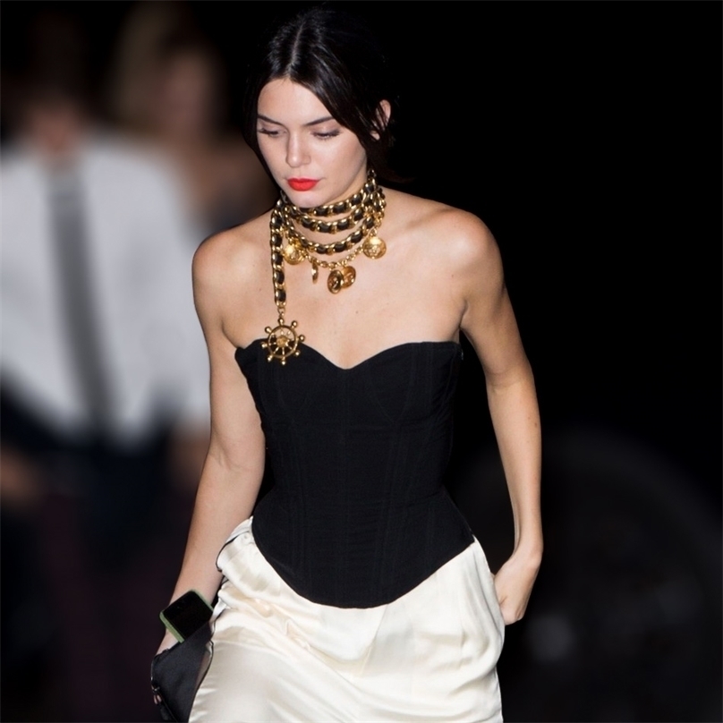 Inspired By Kendall Jenner Strapless Black Shaped Top Boned Corset With Sweetheart Neckline Gathered Cups 220325