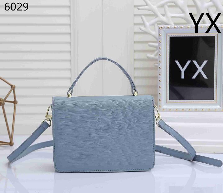 Women Shoulder Bags Classic Leather Heart Style Crossbody Purse Wallet Velvet Woman Handbag Tote Designers Bag Messenger Handbags 6029#21x7, White
Women Shoulder Bags Classic Leather Heart Style Crossbody Purse Wallet Velvet Woman Handbag Tote Designers Bag Messenger Handbags 6029#21x7, White