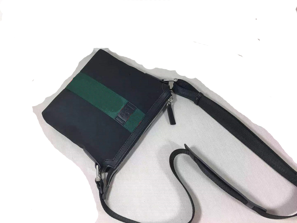 Latest Shoulder Bag High Quality Luxury Designer Womens Fashion Handbag Fashions classics Handbags Women Luxurys Brands Crossbody Bags 471454, Box
Latest Shoulder Bag High Quality Luxury Designer Womens Fashion Handbag Fashions classics Handbags Women Luxurys Brands Crossbody Bags 471454, Box