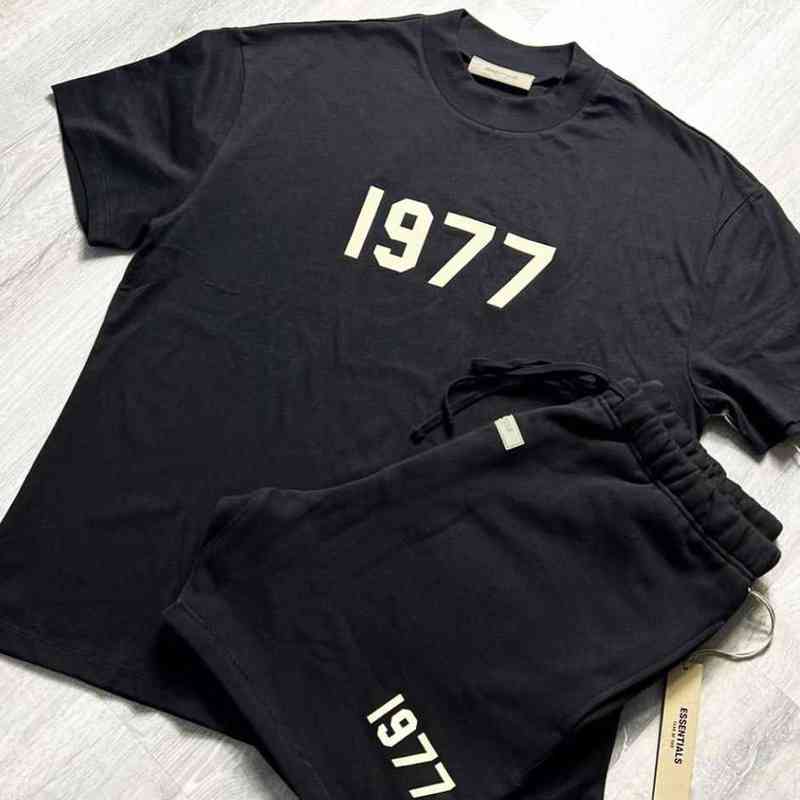 Men' T-shirts 2022ss Spring and Summer New Trend Fog High Street Leisure 1977 Digital Flocking Loose Short Sleeve T-shirt Men' and Women' Set, Short sleeve figure 1
Men' T-shirts 2022ss Spring and Summer New Trend Fog High Street Leisure 1977 Digital Flocking Loose Short Sleeve T-shirt Men' and Women' Set, Short sleeve figure 1