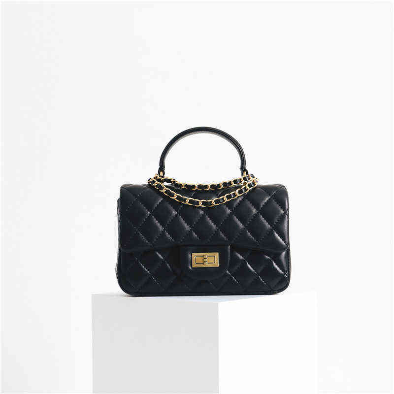 Designer lady bag Summer Bag Hand 2022 New Fashion Versatile Leather Sheepskin Texture Korean Women's, Powder ball / sliced gold (cow leather)
Designer lady bag Summer Bag Hand 2022 New Fashion Versatile Leather Sheepskin Texture Korean Women's, Powder ball / sliced gold (cow leather)