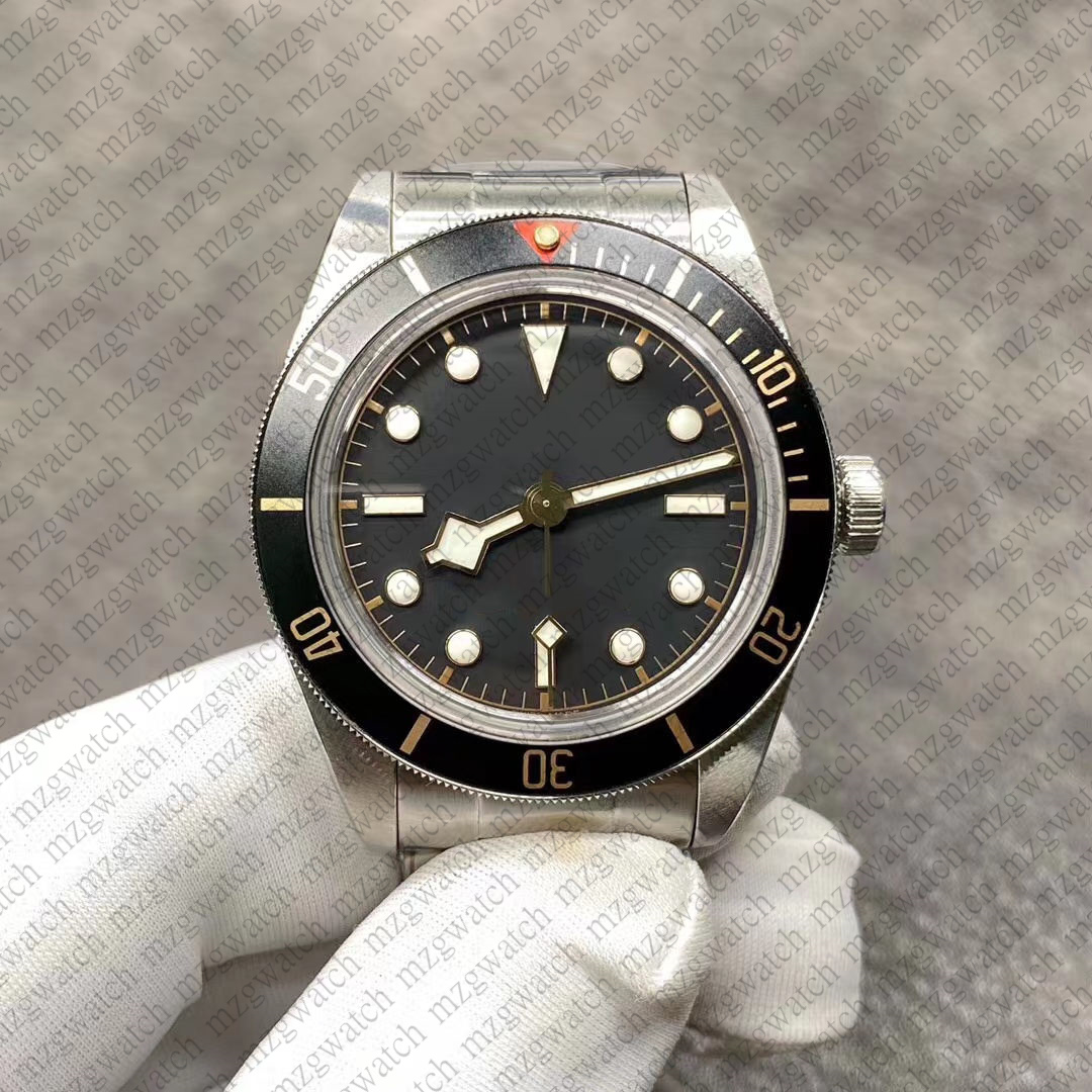 TOP Zf factory man watches Automatic machine 2824 movement 39mmX11.9mm Rotating bezel Rivets stainless steel watchband Sapphire crystal glass, As shown
TOP Zf factory man watches Automatic machine 2824 movement 39mmX11.9mm Rotating bezel Rivets stainless steel watchband Sapphire crystal glass, As shown