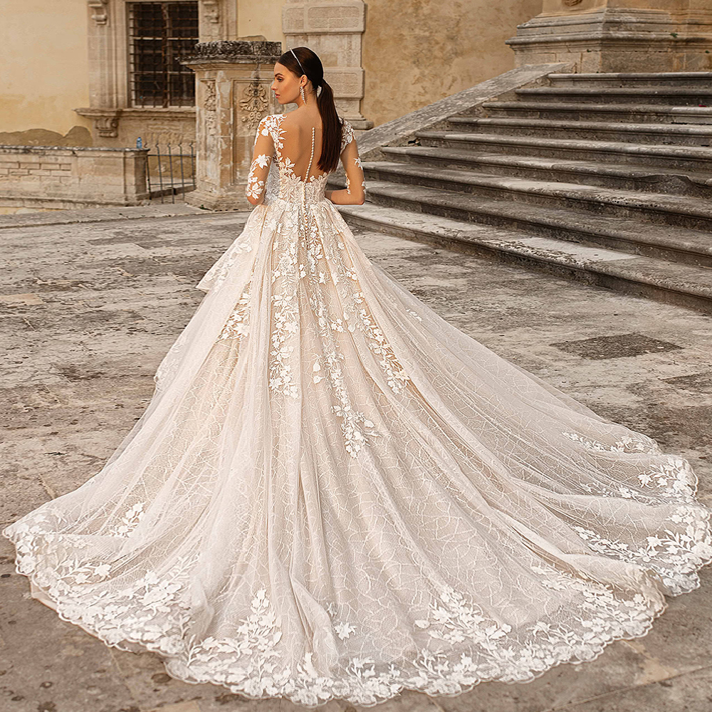 Elegant Ball Gown Wedding Dresses V Neck Portrait Long Sleeves Sequins Appliques Ruffles 3D Lace or Length Bridal Gowns Plus Size robes de soiree