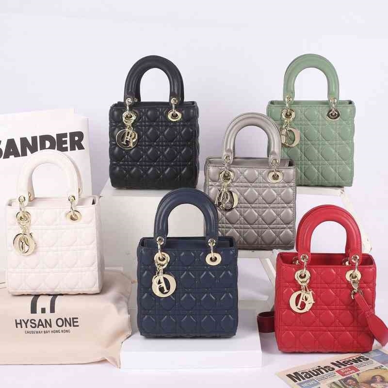 Luxury Classic Christians Handbags Bags Diana Net Frosted Red Large Messenger Temperament Small Fragrance Hand-held Capacity Retro Korean Co, White
Luxury Classic Christians Handbags Bags Diana Net Frosted Red Large Messenger Temperament Small Fragrance Hand-held Capacity Retro Korean Co, White