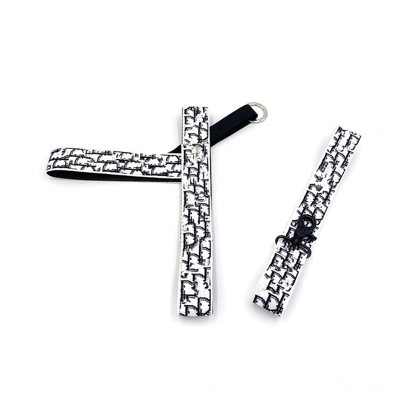 2022 Luxury Dog Collars Leashes Set Designer Dog Leash Seat Belts Pet Collar and new Pets Chain with for Small Medium Large Dogs
2022 Luxury Dog Collars Leashes Set Designer Dog Leash Seat Belts Pet Collar and new Pets Chain with for Small Medium Large Dogs
