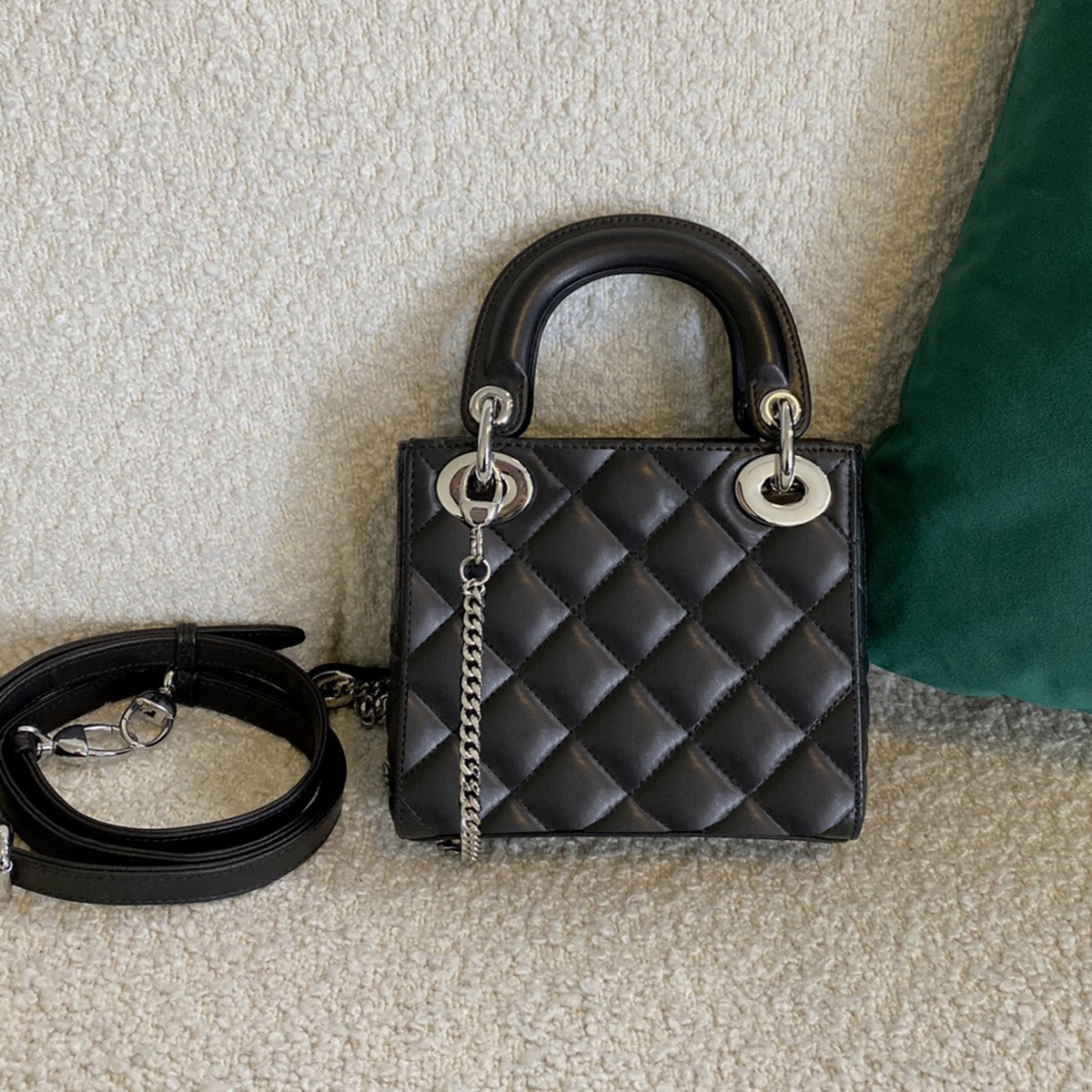 Top Tier Quality Designer Women Bags Classic Cannage Handbag Purse Crossbody Shoulder Black Lady Bag Luxury Lambskin Real Leather Female Clutch Tote Wallet With Box, Contact us
Top Tier Quality Designer Women Bags Classic Cannage Handbag Purse Crossbody Shoulder Black Lady Bag Luxury Lambskin Real Leather Female Clutch Tote Wallet With Box, Contact us