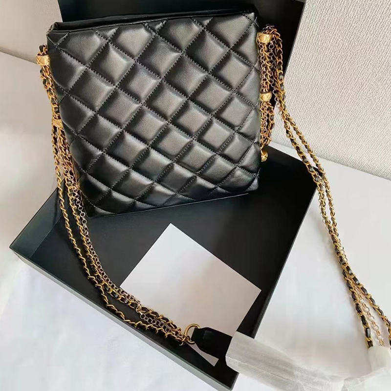 Fashion classic black storage bags shoulder bag shopping bale with box popular items in European and American countries
Fashion classic black storage bags shoulder bag shopping bale with box popular items in European and American countries