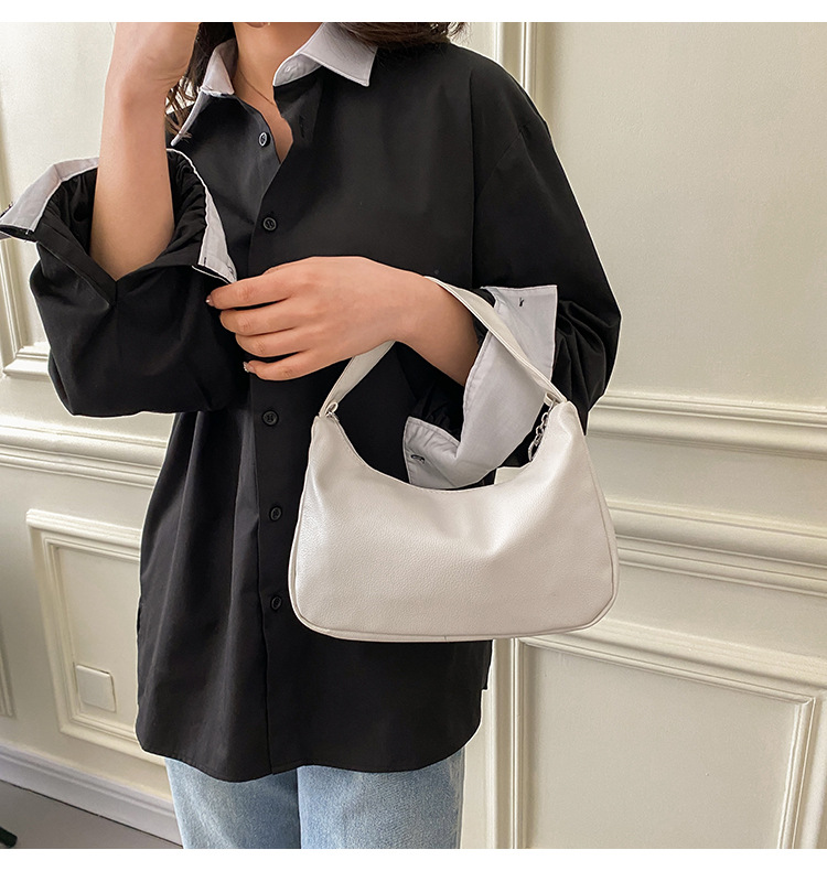 2022 Fashion Bags crossbody bag Top Quality Leather And Alloy Handbag Luxury Designer bags12
2022 Fashion Bags crossbody bag Top Quality Leather And Alloy Handbag Luxury Designer bags12