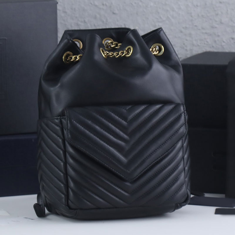 Fashion Travel Backpack School Backpacks Women Shoulder Bag Handbag Genuine Leather Classic V Thread Metal Hardware Letter Outdoor Sport Back Pack Black White
Fashion Travel Backpack School Backpacks Women Shoulder Bag Handbag Genuine Leather Classic V Thread Metal Hardware Letter Outdoor Sport Back Pack Black White