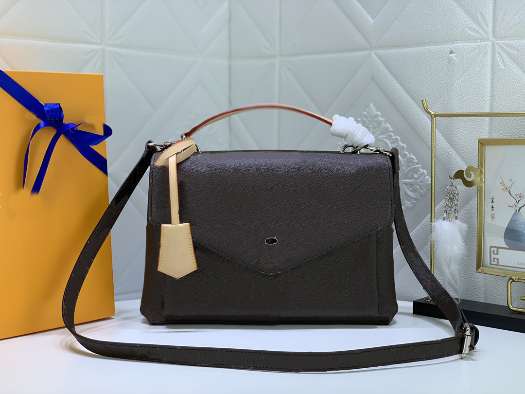 Classic Tote Bag Clutch MM Wild at Heart onthego Handbag Purse Women Fashion Genuine Leather Shoulder Bags multi pochette accessories Leopard Mylockme 54849
Classic Tote Bag Clutch MM Wild at Heart onthego Handbag Purse Women Fashion Genuine Leather Shoulder Bags multi pochette accessories Leopard Mylockme 54849