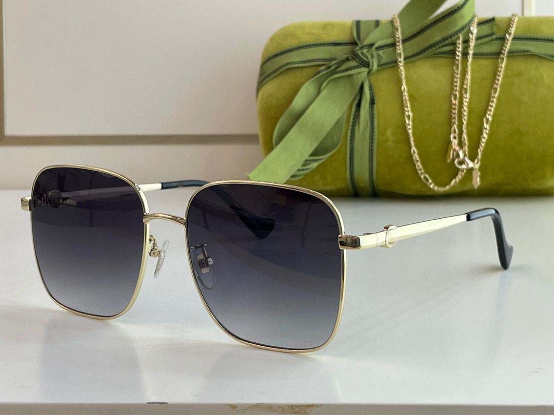 Sunglasses men's and women's summer style 1092 UV protection vintage plate full-frame fashion glasses random
Sunglasses men's and women's summer style 1092 UV protection vintage plate full-frame fashion glasses random