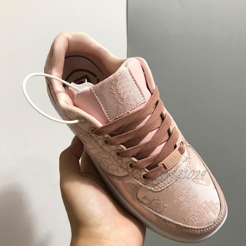2022 Men Women Low Cut one running shoes White Black Dunkaf1 Skateboarding Classic silk Trainers high Sneakers unisex walking shoe 36-45 zgy0, Color 5
2022 Men Women Low Cut one running shoes White Black Dunkaf1 Skateboarding Classic silk Trainers high Sneakers unisex walking shoe 36-45 zgy0, Color 5