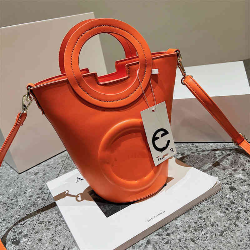 Factory Direct Sale Net Red Large Capacity 2022 New Fashion Simple Texture Women's High-grade Hand Versatile One Shoulder Bucket Bag Designer, Black
Factory Direct Sale Net Red Large Capacity 2022 New Fashion Simple Texture Women's High-grade Hand Versatile One Shoulder Bucket Bag Designer, Black