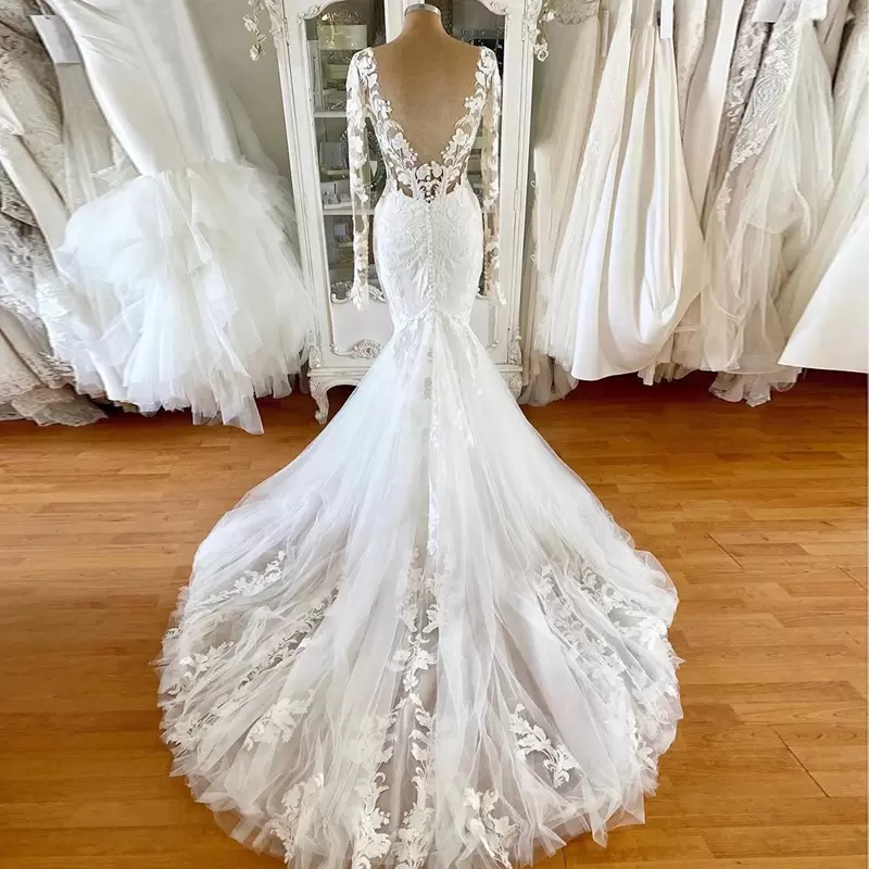Gorgeous Mermaid Wedding Dresses Lace Applique Bridal Gown V Neck Backless Long Sleeves Sweep Train Custom Made Plus Size Arabic Illusion Sheer Vestid