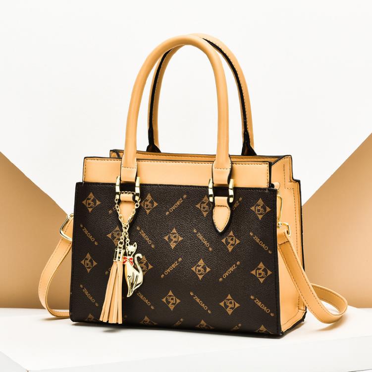 Shoulder Bags Leather Handbags Ladies Large Capacity Messenger All-match One-shoulder Portable Tote Bag Luxury Purse Fashion, 27x12x21cm
Shoulder Bags Leather Handbags Ladies Large Capacity Messenger All-match One-shoulder Portable Tote Bag Luxury Purse Fashion, 27x12x21cm