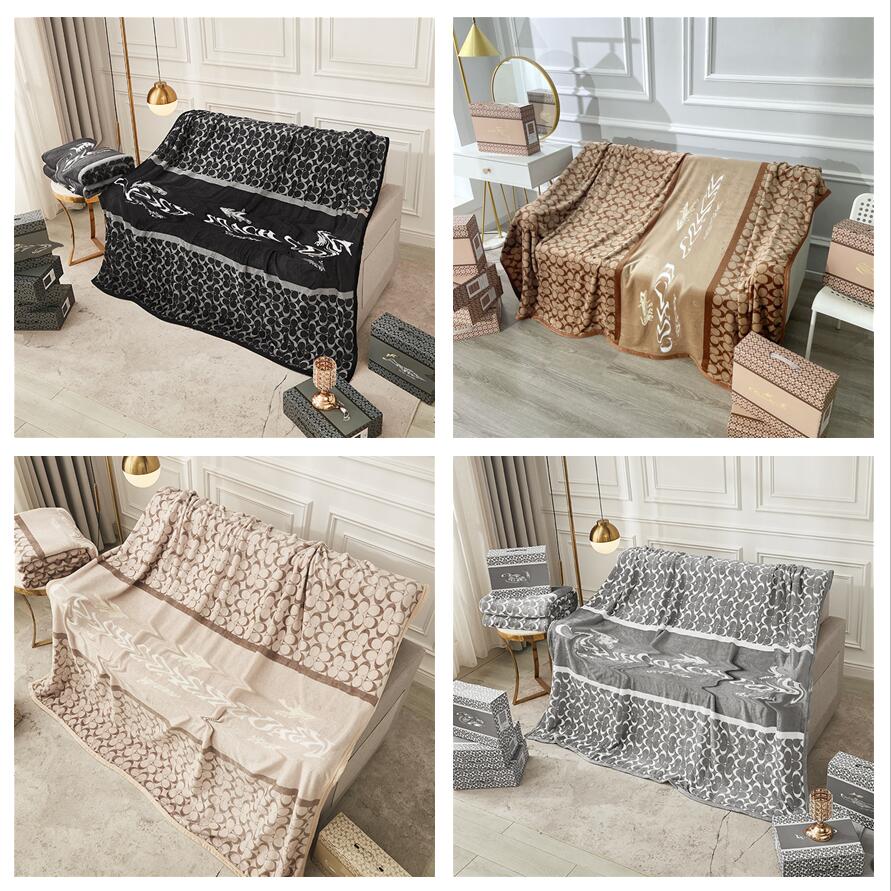 Designer Blanket 150X200cm Classic Color Air Fashion Conditioning Car Travel Bath Towel Soft Winter Fleece Shawl Throw Blankets HT1522
Designer Blanket 150X200cm Classic Color Air Fashion Conditioning Car Travel Bath Towel Soft Winter Fleece Shawl Throw Blankets HT1522