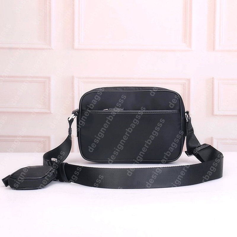 Designer messenger bag for men Waterproof canvas shoulder bag Parachute Fabric Handbag Luxury cross body leather trim Adjustable shoulder strap length, Extra shipping(not for sale)
Designer messenger bag for men Waterproof canvas shoulder bag Parachute Fabric Handbag Luxury cross body leather trim Adjustable shoulder strap length, Extra shipping(not for sale)