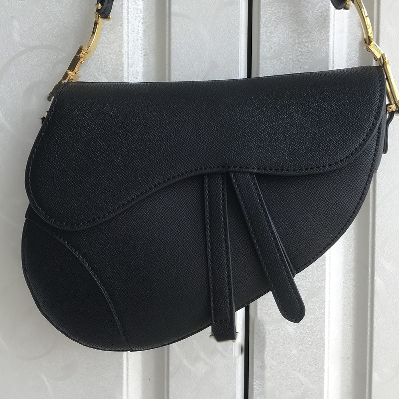 Luxury bags for women designer handbags tote bag sadle leather womens artsy hobo crossbody lady small price belt dust beauty pouch oblique silver black 5a d shoulder, White bag white logo
Luxury bags for women designer handbags tote bag sadle leather womens artsy hobo crossbody lady small price belt dust beauty pouch oblique silver black 5a d shoulder, White bag white logo