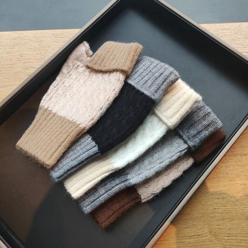 Five Fingers Gloves Warmer Winter Women Two-tone Stylish Hand Girl Arm Crochet Knitting Hollow Heart Mitten Warm Fingerless
Five Fingers Gloves Warmer Winter Women Two-tone Stylish Hand Girl Arm Crochet Knitting Hollow Heart Mitten Warm Fingerless