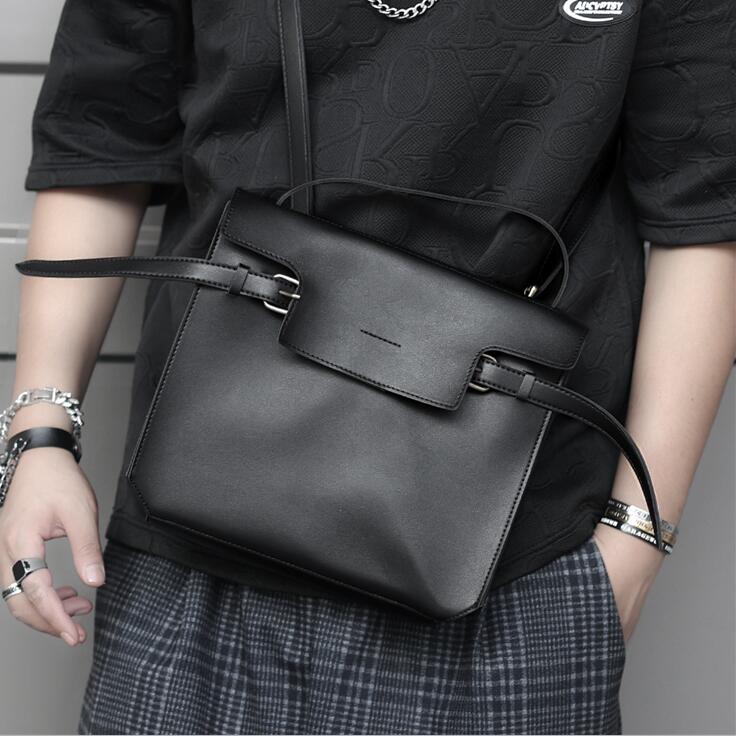 Wholesale men leathers shoulder bag simple joker clamshell leather backpack street personality flat solid color fashion handbag large leisure retro backpacks, Blue-5017
Wholesale men leathers shoulder bag simple joker clamshell leather backpack street personality flat solid color fashion handbag large leisure retro backpacks, Blue-5017