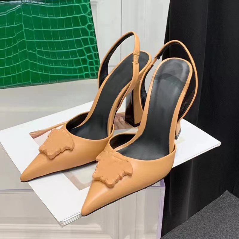 Metal Medusa decorative dress shoes patent leather high-heeled sandals 110mm luxury High quality with real leather soles women's shoe wqe210, As picture
Metal Medusa decorative dress shoes patent leather high-heeled sandals 110mm luxury High quality with real leather soles women's shoe wqe210, As picture