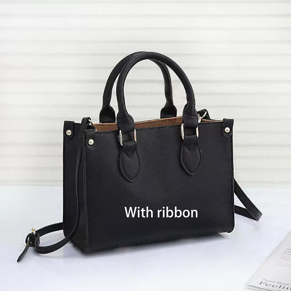 Handbag Women Luxurys Designers Bags 2022 5-color Casual travel ribbon tote bag Genuine Leather fashion shoulder bag's wallet 208# 25*19*11cm, White
Handbag Women Luxurys Designers Bags 2022 5-color Casual travel ribbon tote bag Genuine Leather fashion shoulder bag's wallet 208# 25*19*11cm, White