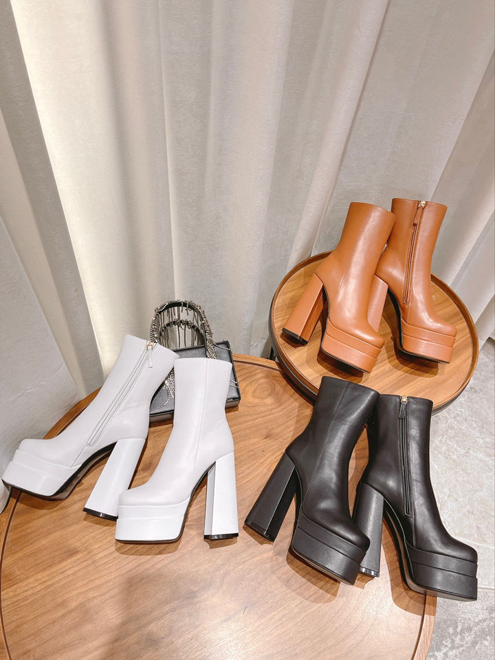 High heel ankle boots thick autumn and winter single sexy catwalk leather waterproof platform ankle Martin 15.5 cm, Black
High heel ankle boots thick autumn and winter single sexy catwalk leather waterproof platform ankle Martin 15.5 cm, Black