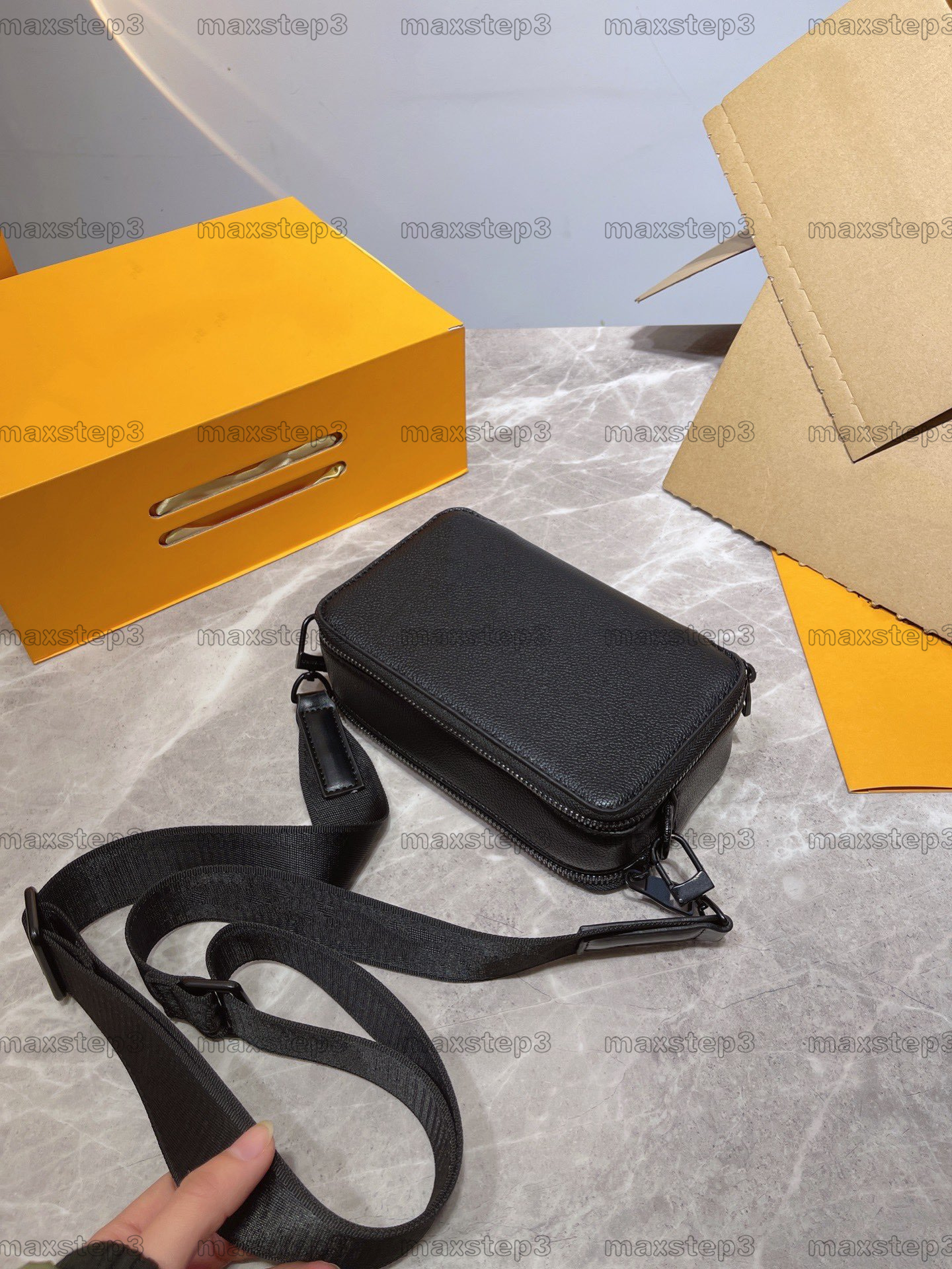 Classic Versatile Alpha Wearable Wallet Men Bag Black Grained Leather 6 Card Slots Large Capacity Cross Body Shoulder Handbag Messenger Camera Bags M59161
Classic Versatile Alpha Wearable Wallet Men Bag Black Grained Leather 6 Card Slots Large Capacity Cross Body Shoulder Handbag Messenger Camera Bags M59161