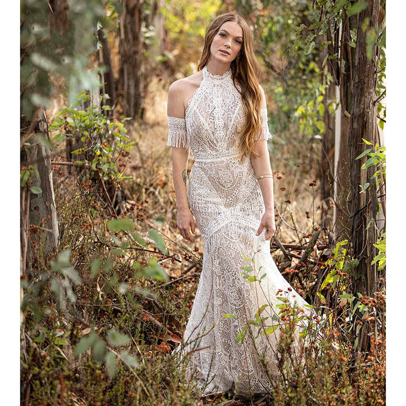 Bohemian Beach Mermaid Wedding Dresses 2022 Country Garden Halter Corchet Lace Tassel Sweep Train Bridal Gowns Abito da sposa