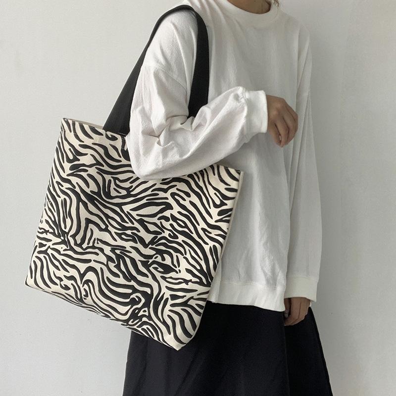 Evening Bags Retro Women Canvas Tote Purse Handbags Large Capacity Girls Student Book Shoulder Simple Zebra Pattern Female Shopping Bag, Stripe
Evening Bags Retro Women Canvas Tote Purse Handbags Large Capacity Girls Student Book Shoulder Simple Zebra Pattern Female Shopping Bag, Stripe