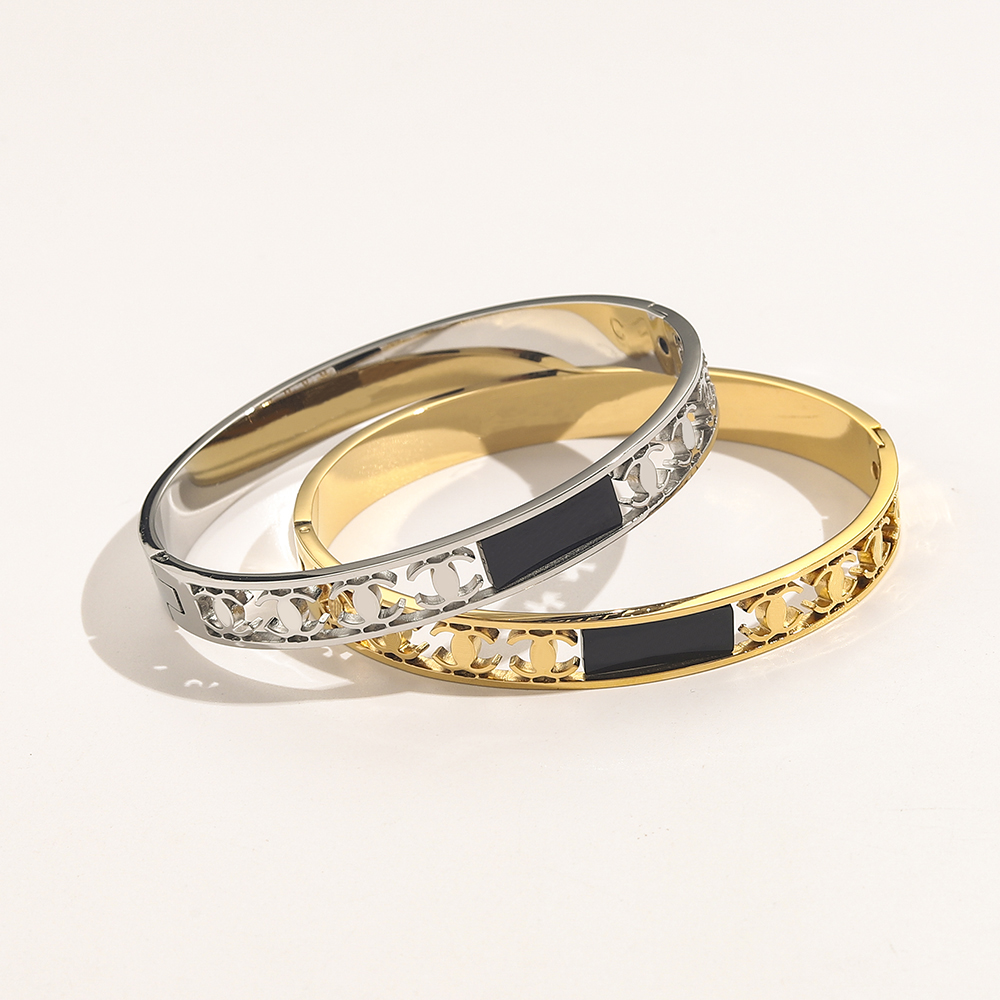 New Style Bracelets Women Bangle Luxury Designer Jewelry Crystal 18K Gold Plated 925 Silver Plated Stainless steel Wedding Lovers Gift ZG1418
New Style Bracelets Women Bangle Luxury Designer Jewelry Crystal 18K Gold Plated 925 Silver Plated Stainless steel Wedding Lovers Gift ZG1418