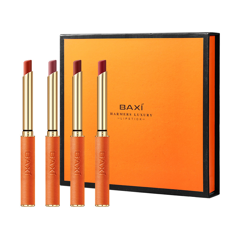 4 Colors Small Tube Matte Lipstick Lambskin Haute Couture Box Velvet Waterproof and Not Easy To Fade Rich Color, 4 colors per box
4 Colors Small Tube Matte Lipstick Lambskin Haute Couture Box Velvet Waterproof and Not Easy To Fade Rich Color, 4 colors per box