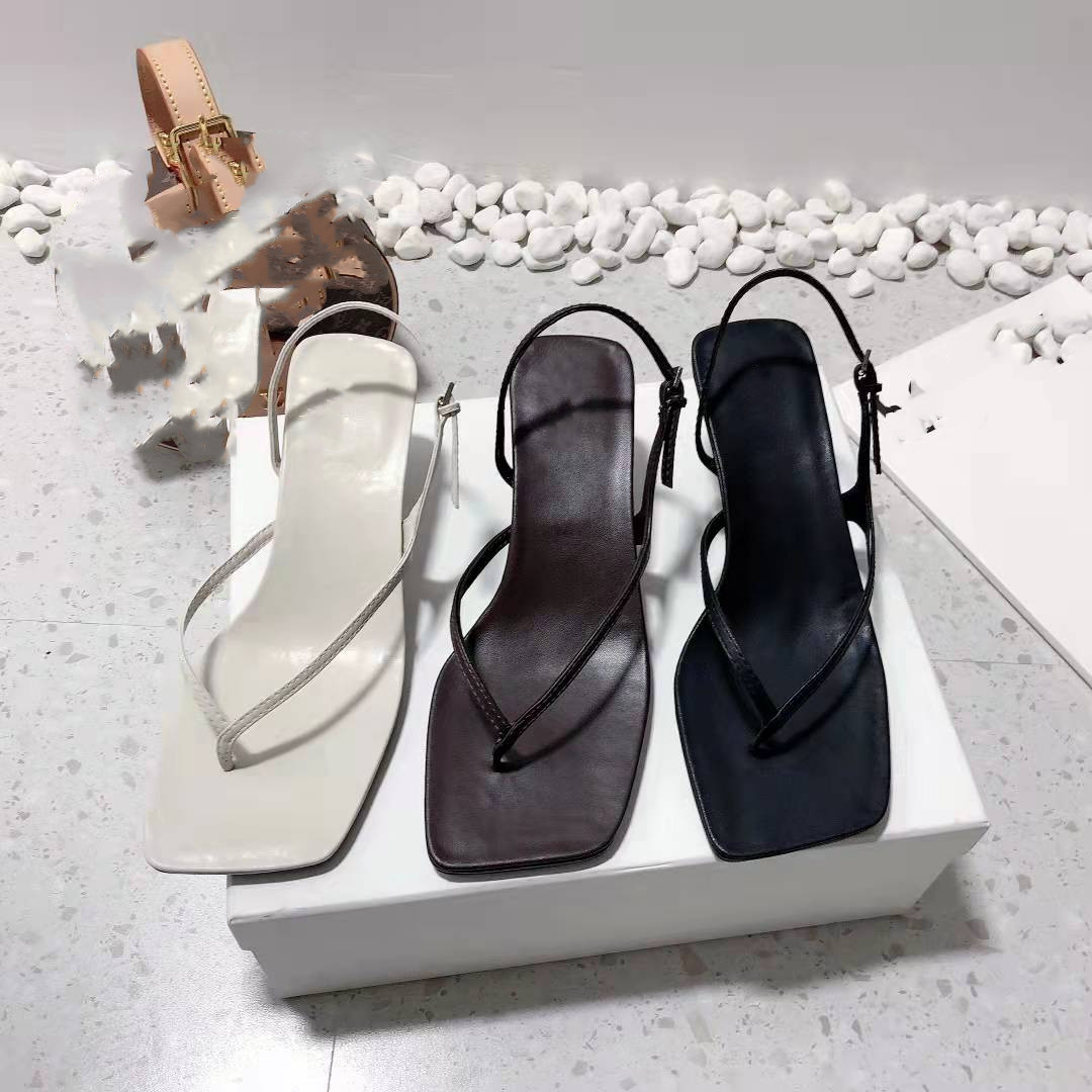 2022 summer women's shoes ROW toe sandals cat heel flat bottom herringbone thin heel square toe Roman sandals women, Black
2022 summer women's shoes ROW toe sandals cat heel flat bottom herringbone thin heel square toe Roman sandals women, Black