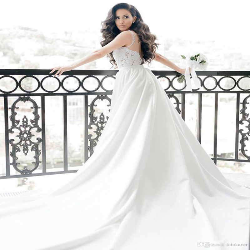 Luxury Pantsuit Jumpsuit Wedding Dress With Detachable Train 2022 Sleeveless Lace Bohemian Bride Dresses Sweetheart Guest Gown Women Dress For Bridal 