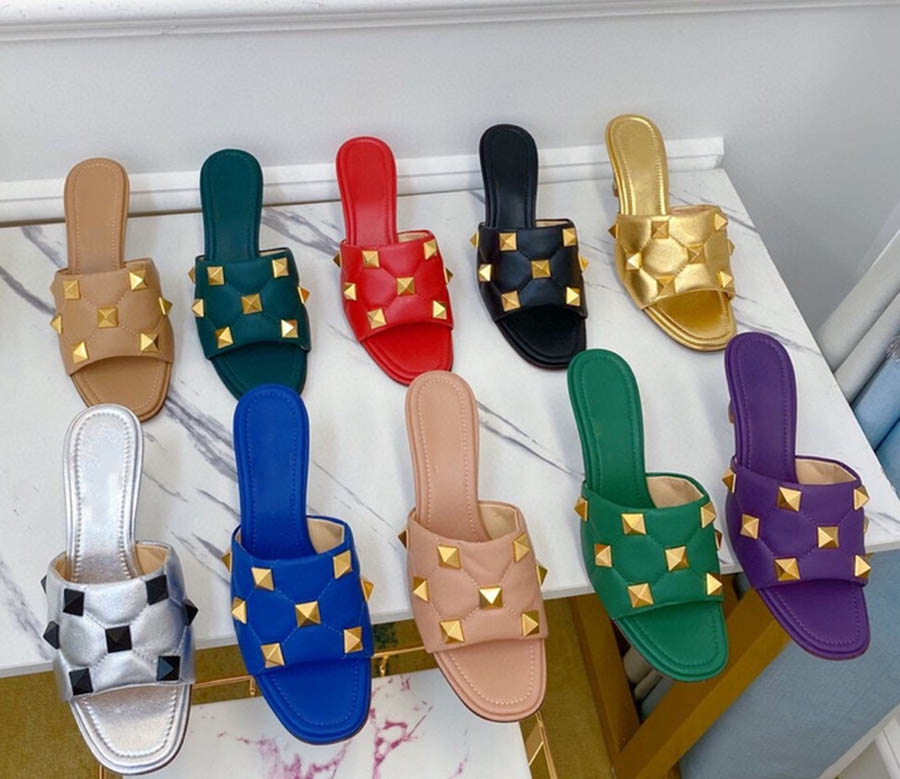 Women Heeled Slippers Sandals ROMAN STUD FLATFORM SLIDE SANDAL QUILTED NAPPA BLACK LIGHT IVORY AZURE Summer Designer Luxury Fashion Ladies Beach Flat Flip Flops, Customized
Women Heeled Slippers Sandals ROMAN STUD FLATFORM SLIDE SANDAL QUILTED NAPPA BLACK LIGHT IVORY AZURE Summer Designer Luxury Fashion Ladies Beach Flat Flip Flops, Customized