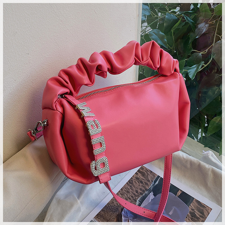 Luxurys Handbags Women Empreinte Leather Shoulder Bag BB Designers Handbag Woman Messenger Bag Purse Top Tote Satchel Lady Wallet
Luxurys Handbags Women Empreinte Leather Shoulder Bag BB Designers Handbag Woman Messenger Bag Purse Top Tote Satchel Lady Wallet