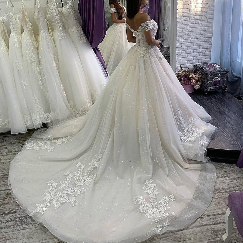 2022 Luxury Beads Ball Gown Wedding Dresses Chapel Train Corset White Ivory Tulle Princess Wedding Gowns Lace Appliqued Off Shoulder Church Bride Dres