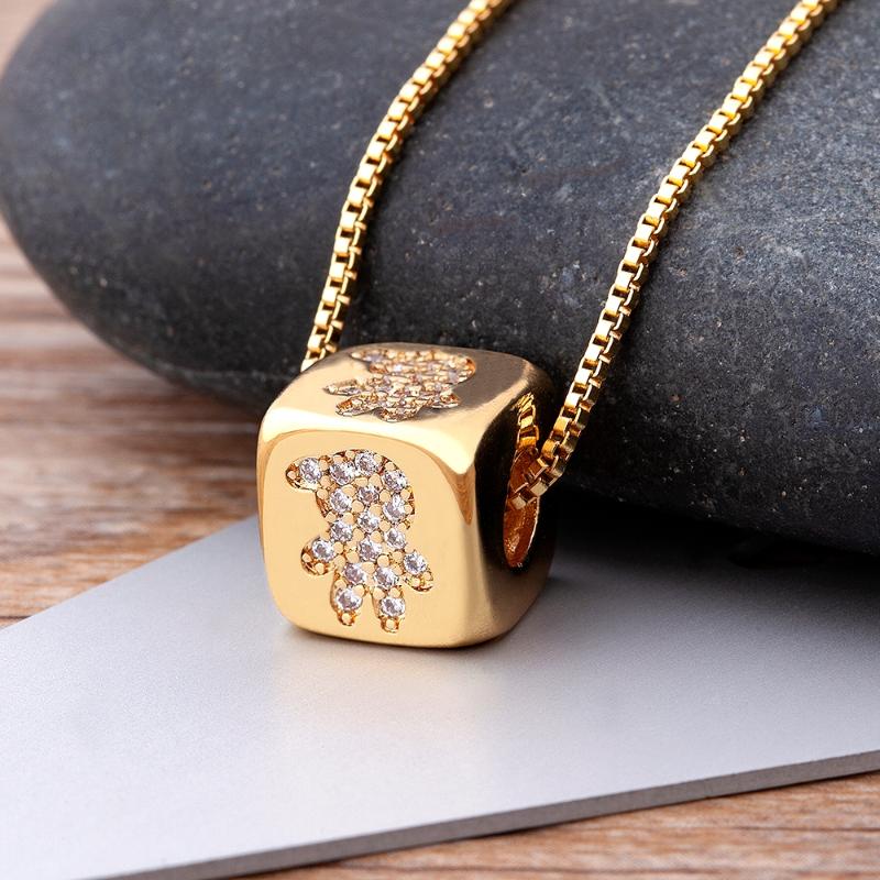 Pendant Necklaces Classic Exquisite Dice Cube Crystal Copper Zircon Boy Necklace For Women Men Chocker Jewelry Birthday Party GiftPendant Ne
Pendant Necklaces Classic Exquisite Dice Cube Crystal Copper Zircon Boy Necklace For Women Men Chocker Jewelry Birthday Party GiftPendant Ne