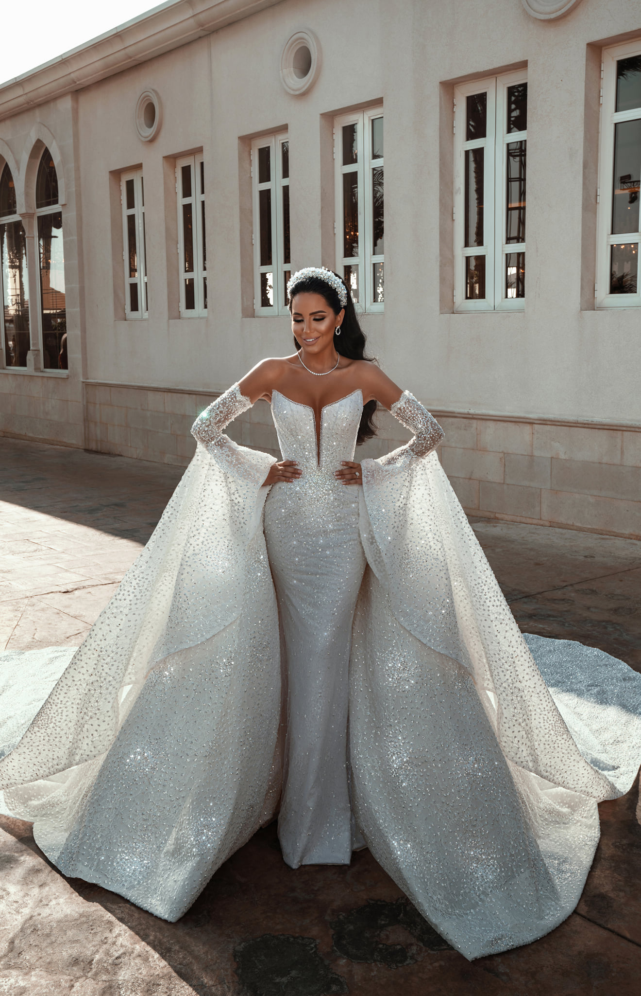 White Mermaid Wedding Long Sleeves Strapless Sexy Bateau Neck Appliques Sequins Backless Beads Lace Elegant Custom Made Bridal Dresses