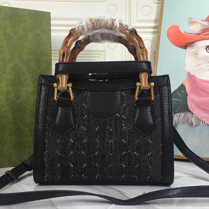 Bamboo Tote Handbag Women Crossbody Bag Shopping Bags Genuine Leather Classic Letter Print Flap Purse Canvas Handbags Long Shoulder Straps
Bamboo Tote Handbag Women Crossbody Bag Shopping Bags Genuine Leather Classic Letter Print Flap Purse Canvas Handbags Long Shoulder Straps