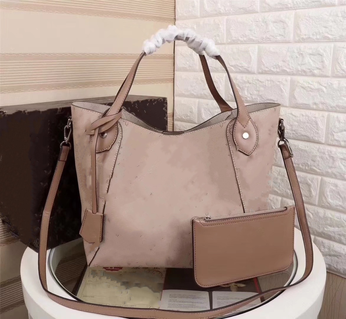 Designers Luxury Bags For Womens Louiseity 1 Viutonity Handbags LVS Crossbody Shoulder The Tote Bag multicolour Capacity Versatile 7A High Quality wallet QMQK, You can look more picture
Designers Luxury Bags For Womens Louiseity 1 Viutonity Handbags LVS Crossbody Shoulder The Tote Bag multicolour Capacity Versatile 7A High Quality wallet QMQK, You can look more picture