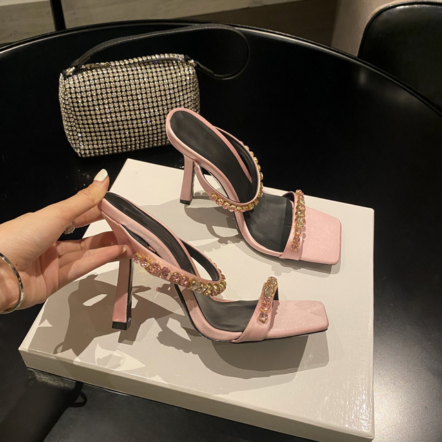 New Sexy Rhinestone Sandals Gold High Heels Women Slippers Silver Crystal Shoes ladies Flip Flops Designer Mules Runway Shoes Slides, Fuchsia
New Sexy Rhinestone Sandals Gold High Heels Women Slippers Silver Crystal Shoes ladies Flip Flops Designer Mules Runway Shoes Slides, Fuchsia