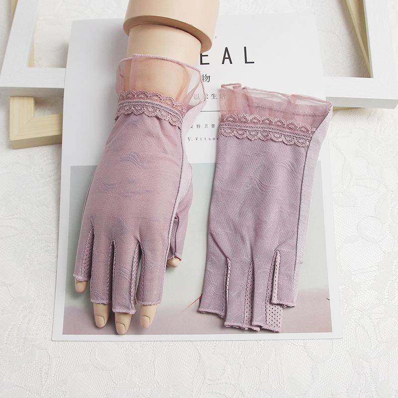 Five Fingers Gloves Women Thin Silk Sunscreen Elasticity Sexy Lace Half-Finger Summer Drive Cycling Non-Slip Breathable Soft
Five Fingers Gloves Women Thin Silk Sunscreen Elasticity Sexy Lace Half-Finger Summer Drive Cycling Non-Slip Breathable Soft